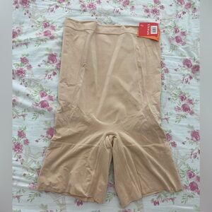 💕NEW💕 Spanx Shapewear